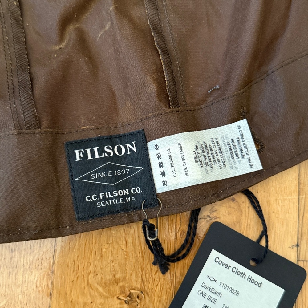 Filson mile marker coat, wax jacket, WITH HOOD dark earth brown size small - Picture 12 of 12